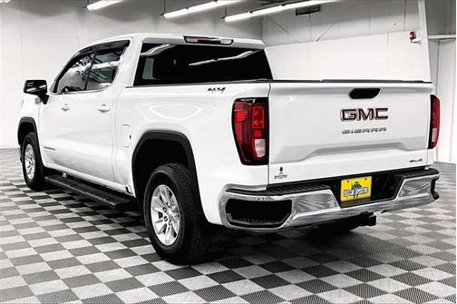 2023 GMC Sierra 1500 SLE