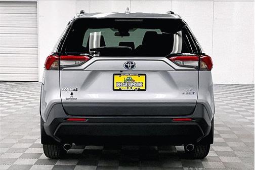 2024 Toyota RAV4 Hybrid LE