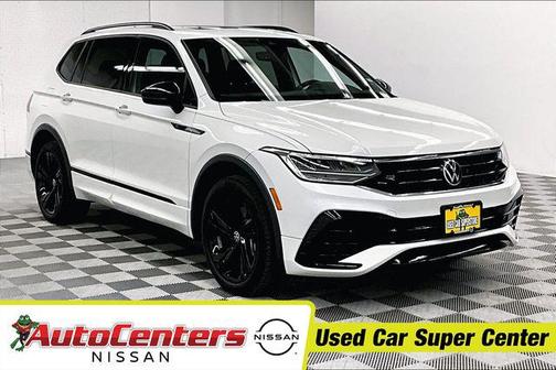 Opal White Pearl 2023 Volkswagen Tiguan 2.0T SE R-Line Black