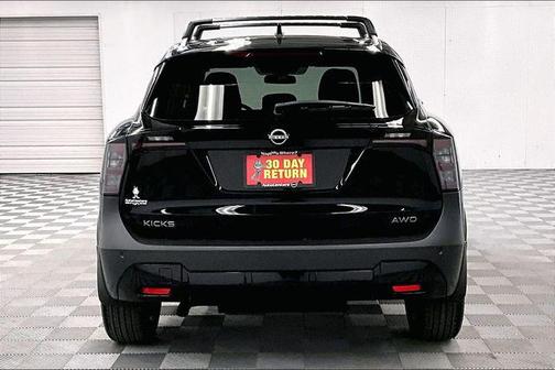 Super Black 2026 Nissan Kicks SV