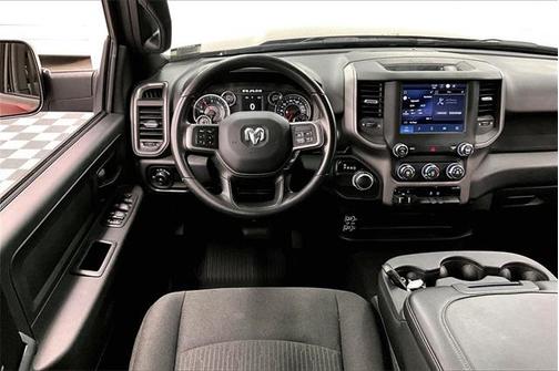 2022 RAM 2500 Tradesman Crew Cab 4x2 8' Box