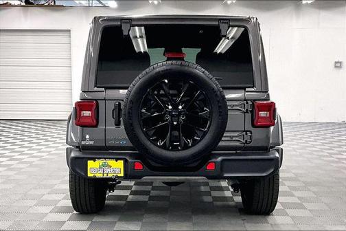 Granite Crystal Metallic Clearcoat 2025 Jeep Wrangler 4xe Sahara