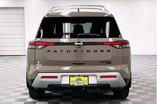 2024 Nissan Pathfinder Platinum 4WD