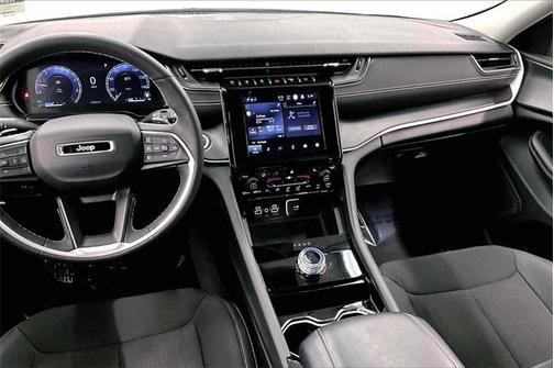 2023 Jeep Grand Cherokee L Laredo