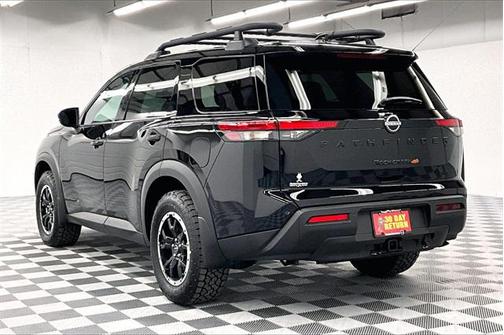 2025 Nissan Pathfinder Rock Creek 4WD