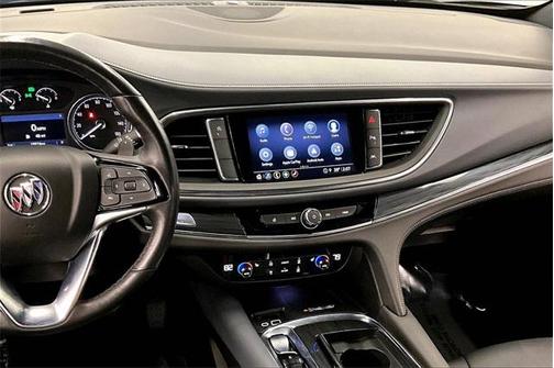 2023 Buick Enclave Essence FWD