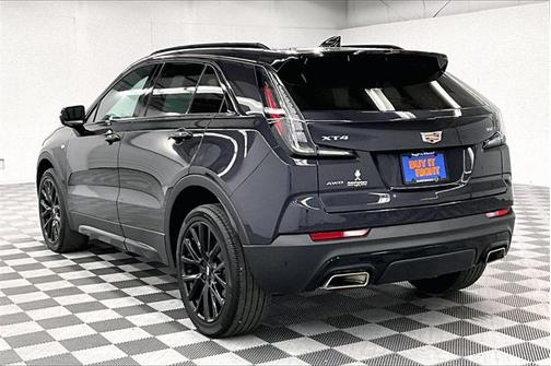 2023 Cadillac XT4 Sport