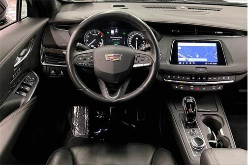 2023 Cadillac XT4 Sport