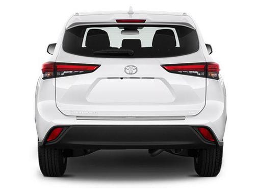 Magnetic Gray Metallic 2024 Toyota Highlander Hybrid XLE