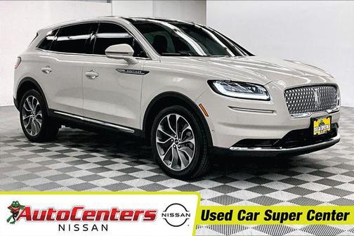 Ceramic Pearl Metallic Tinted Clearcoat 2022 Lincoln Nautilus Reserve