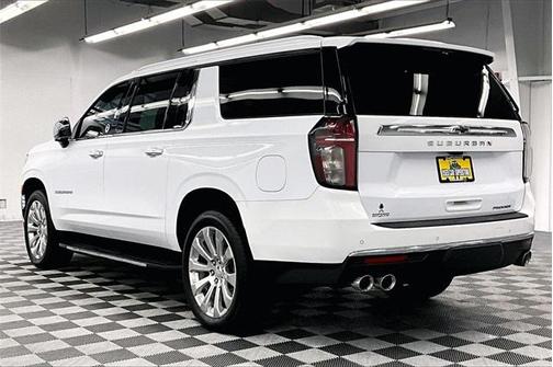 2023 Chevrolet Suburban Premier