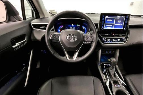 2022 Toyota Corolla Cross XLE