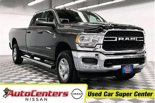 2020 RAM 3500 Tradesman Crew Cab 4x4 8' Box