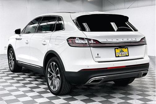 2022 Lincoln Nautilus Reserve