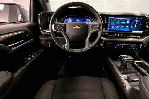 2025 Chevrolet Silverado 1500 LS