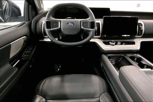 2025 Ford Expedition Max Active 4x4