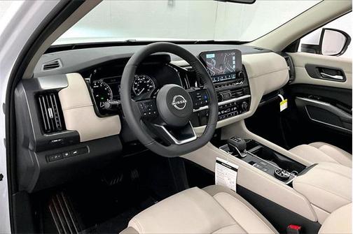 2025 Nissan Pathfinder SL 4WD