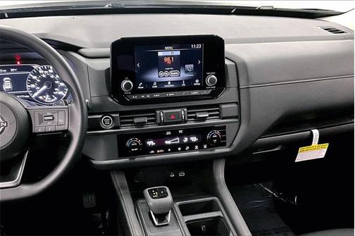 2024 Nissan Pathfinder S FWD