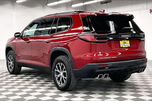 2025 GMC Acadia AWD AT4