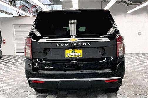 Black 2023 Chevrolet Suburban 4WD High Country