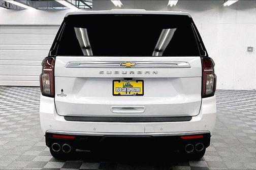 2022 Chevrolet Suburban 4WD High Country