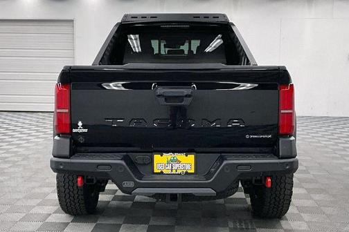 2025 Toyota Tacoma Hybrid Trailhunter