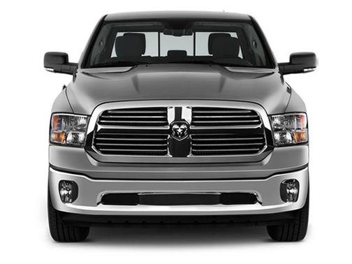 Maximum Steel Metallic Clearcoat 2017 RAM 1500 SLT