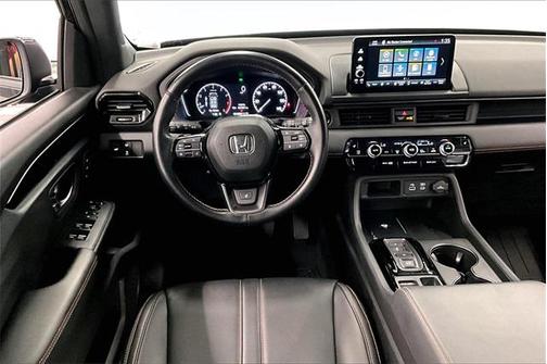 2023 Honda Pilot AWD TrailSport