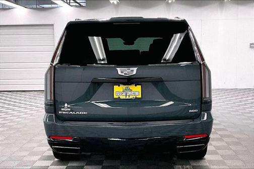 2025 Cadillac Escalade Sport