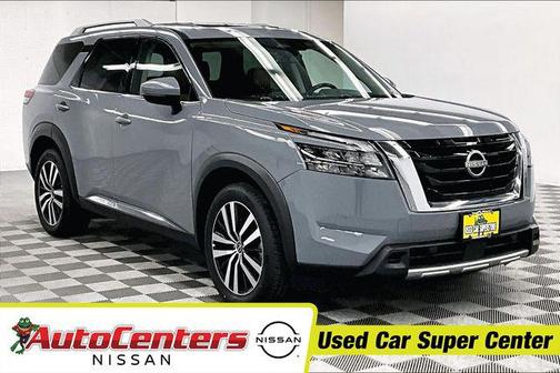 2025 Nissan Pathfinder Platinum 4WD