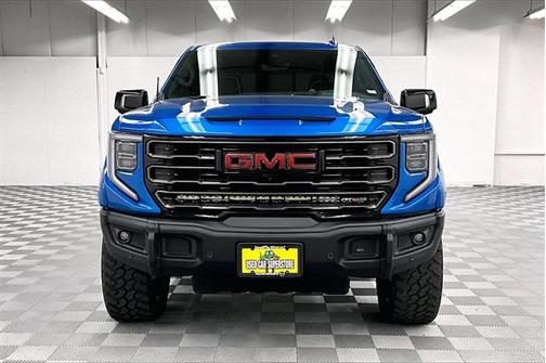 2023 GMC Sierra 1500 AT4X