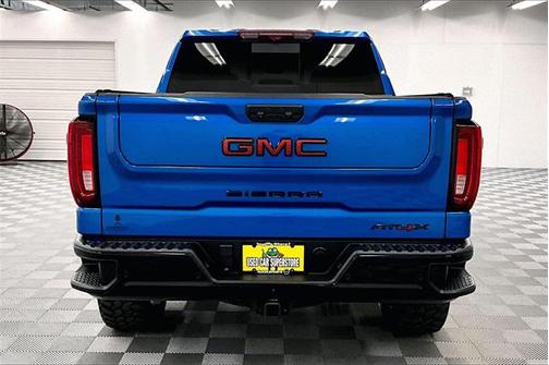 2023 GMC Sierra 1500 AT4X