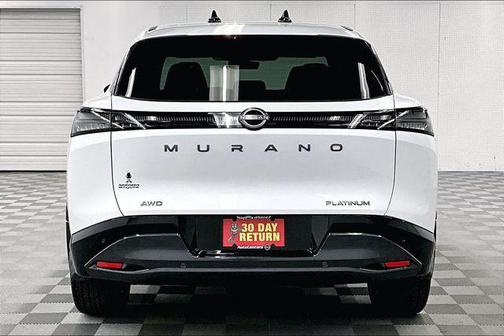Everest White Pearl Tricoat 2026 Nissan Murano Platinum