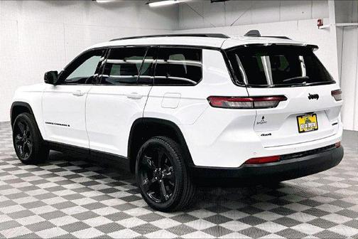 Bright White Clearcoat 2024 Jeep Grand Cherokee L Limited