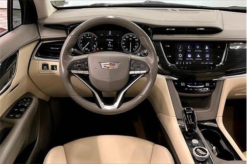 2022 Cadillac XT6 Premium Luxury FWD