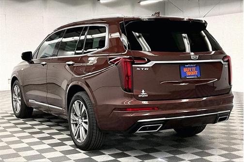 2022 Cadillac XT6 Premium Luxury FWD