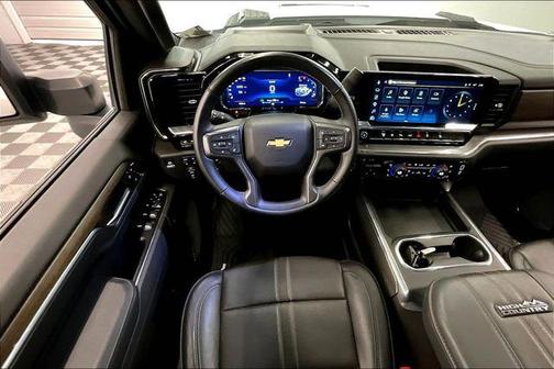 Pearl 2025 Chevrolet Silverado 2500 High Country