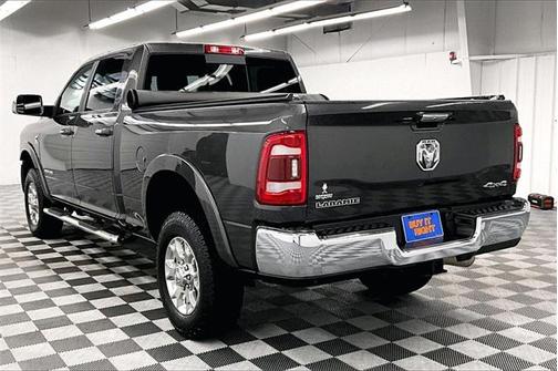 2020 RAM 2500 Laramie Crew Cab 4X4 6'4' Box