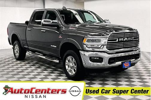 2020 RAM 2500 Laramie Crew Cab 4X4 6'4' Box