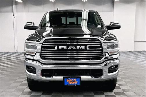 2020 RAM 2500 Laramie Crew Cab 4X4 6'4' Box