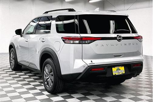 2025 Nissan Pathfinder SV FWD