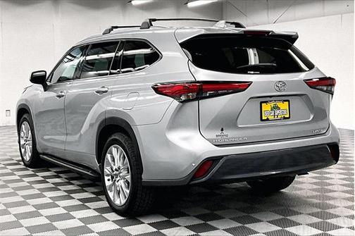 2023 Toyota Highlander Limited
