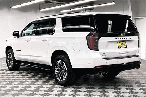 2025 Chevrolet Suburban 4WD Z71