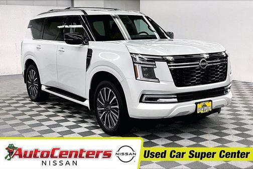 Everest White Pearl Tricoat 2025 Nissan Armada Platinum Reserve 4WD