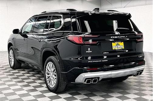 2025 GMC Acadia Denali
