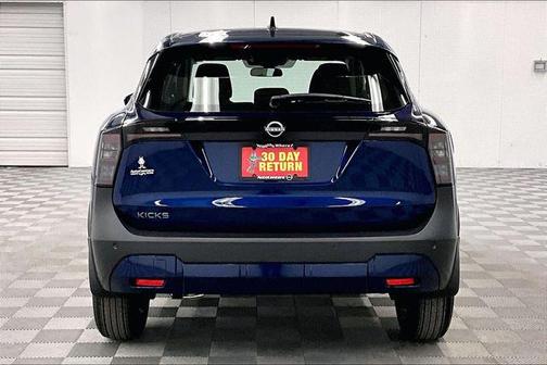 Deep Blue Pearl 2026 Nissan Kicks S