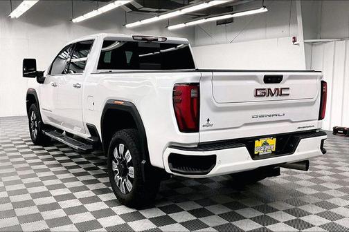 2024 GMC Sierra 2500 Denali