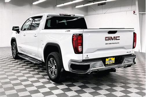 2023 GMC Sierra 1500 SLE