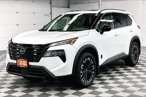 Everest White Pearl Tricoat 2026 Nissan Rogue Dark Armor