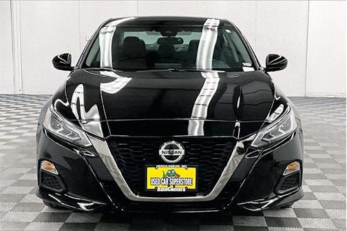 2022 Nissan Altima SR Intelligent AWD